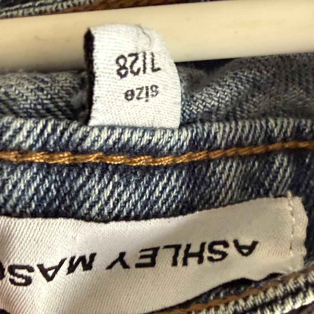 Ashley Mason Blue Jean Shorts w white bows 7/28 - Picture 3 of 3